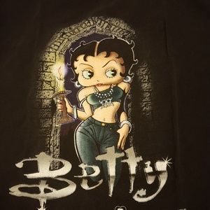 Betty Boop T-shirt..size XL
